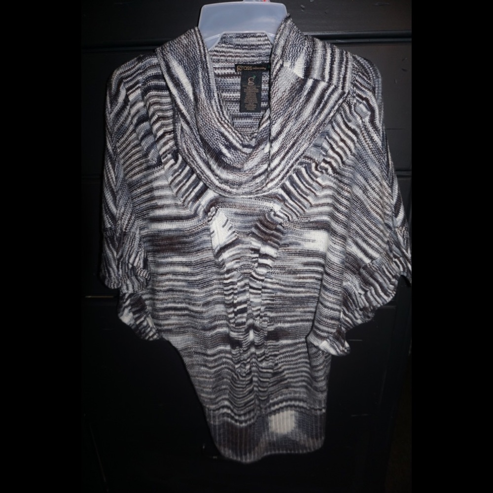 Oversized neck sweater